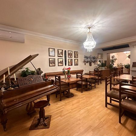 Hin Yerevantsi Hotel Eksteriør billede